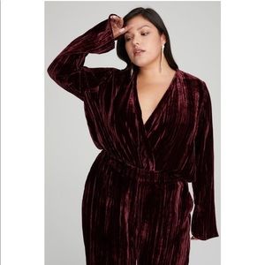 Good American VELVET WRAP BODYSUIT